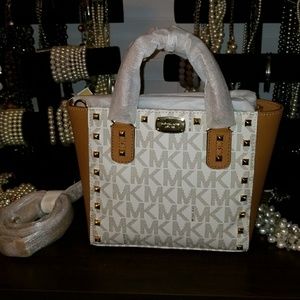 MICHAEL Michael Kors Crossbody